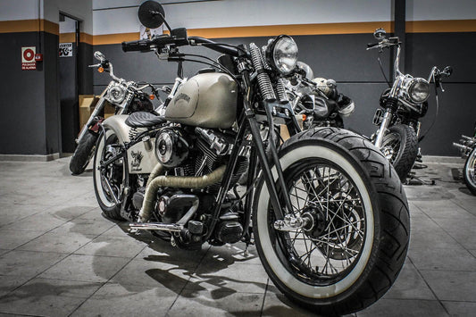 Se vende Harley-Davidson Softail "Springer" Deluxe FLSTNI 2005 18.000€