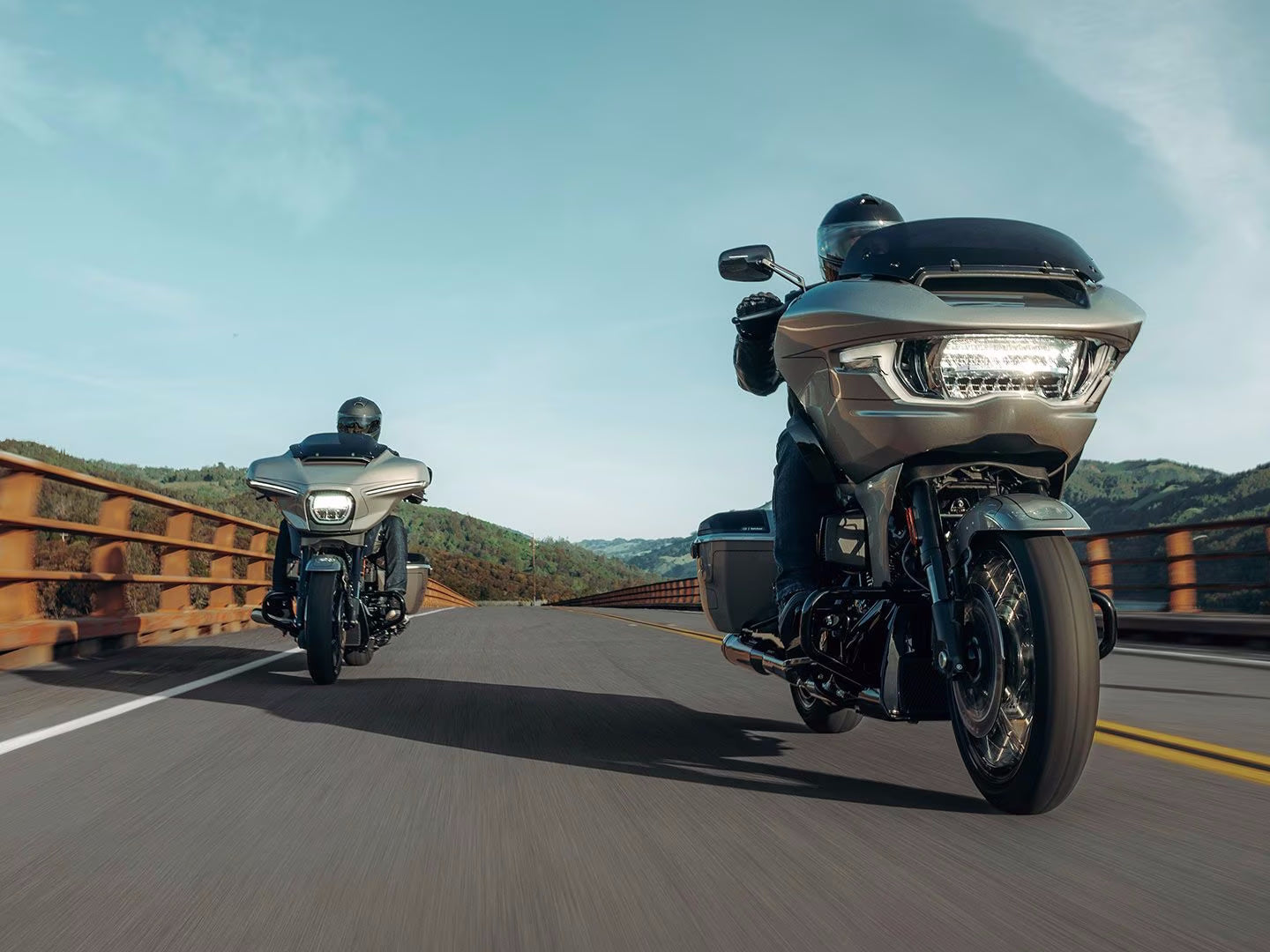 Harley-Davidson 2023: CVO Street Glide y CVO Road Glide con VVT