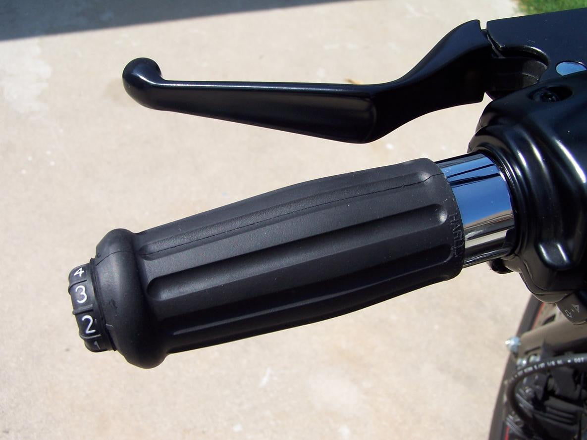 Instalación de puños calefactables para Harley-Davidson