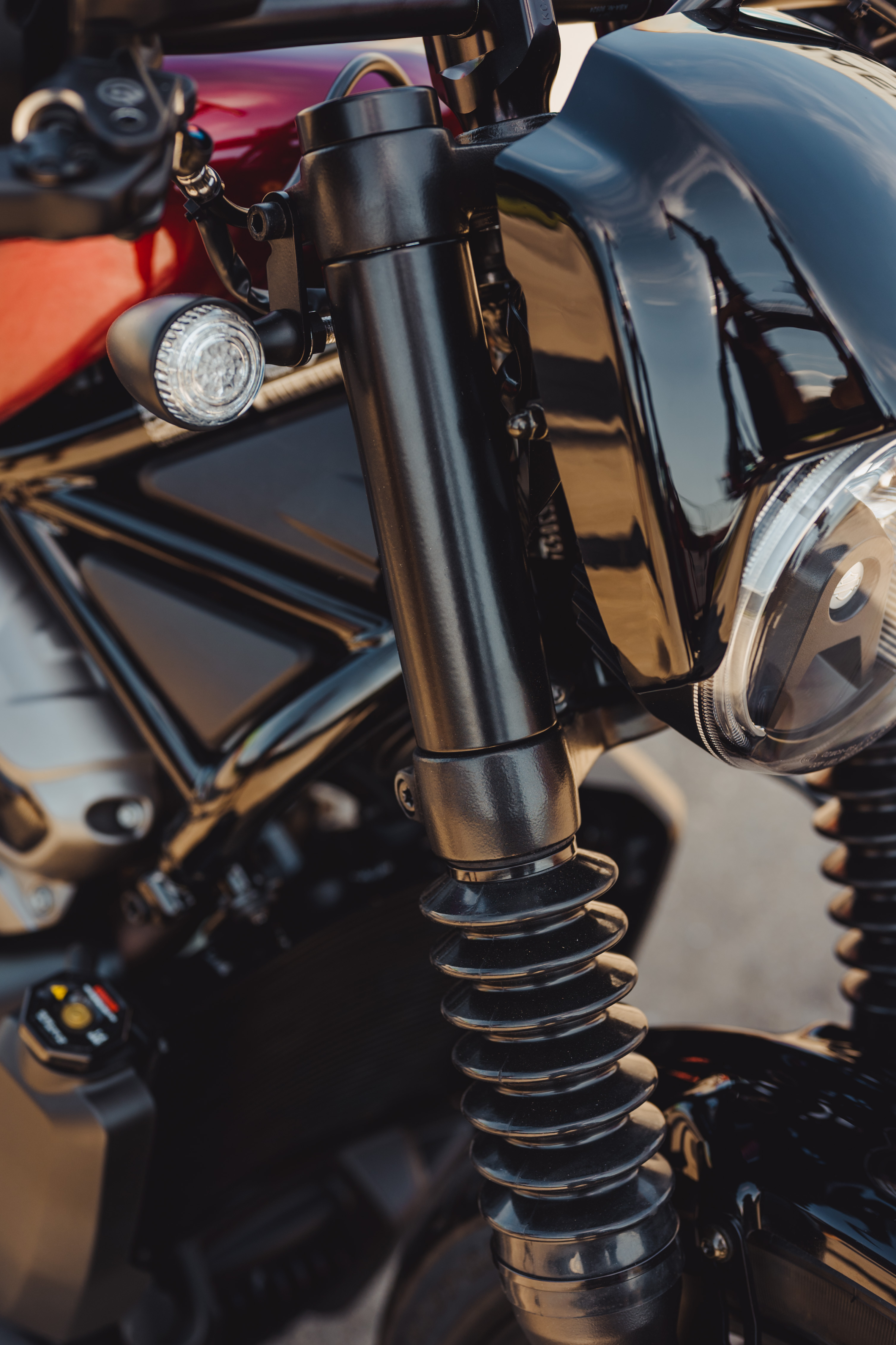 LG RH975 Gabeloberabdeckung für Harley Davidson