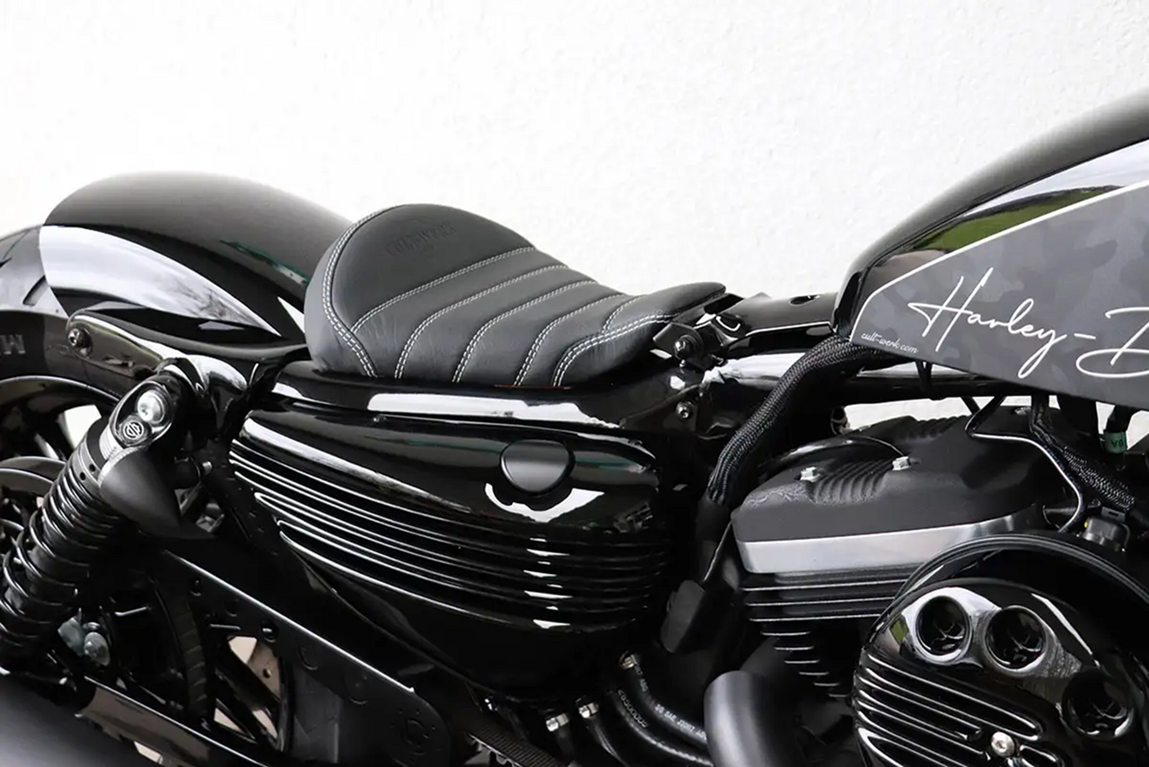 Cult-Werk, Asiento old skool para Harley Davidson
