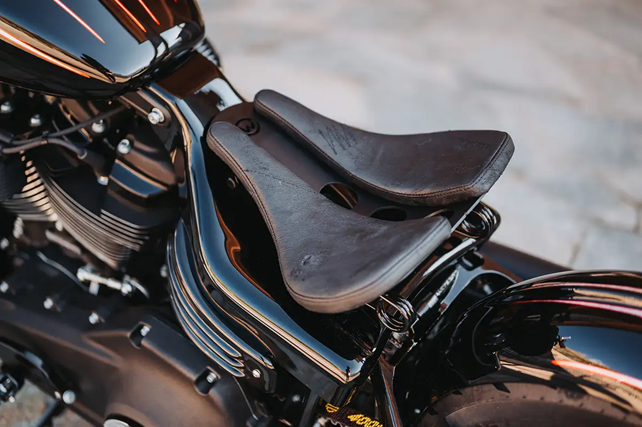 Cult-Werk, Tapa para la estructura de asiento para Harley Davidson