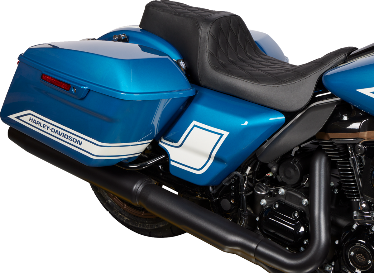 Asiento 1-Up Predator Doble Diamante, Hilo Negro Para Harley - Davidson