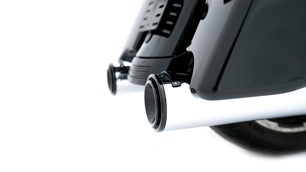 4,5" HP45 XL Chrom-Slip-On-Schalldämpfer mit schwarzen PVD-Endkappen für HD