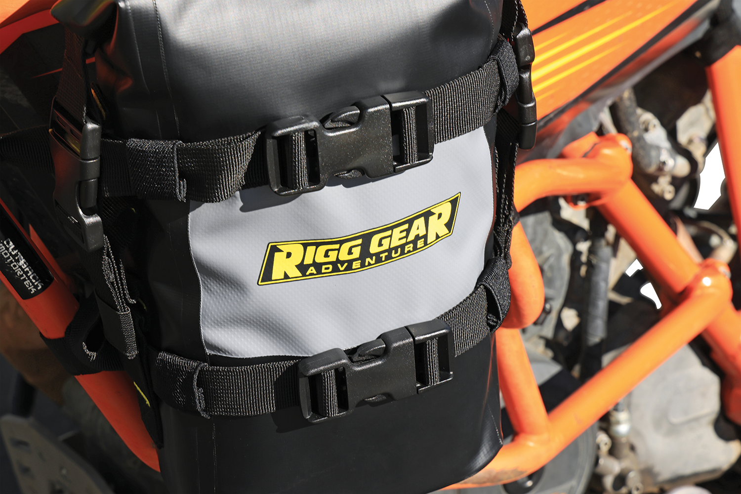 Hurricane RiggPak Crash Bar/Rear Bag