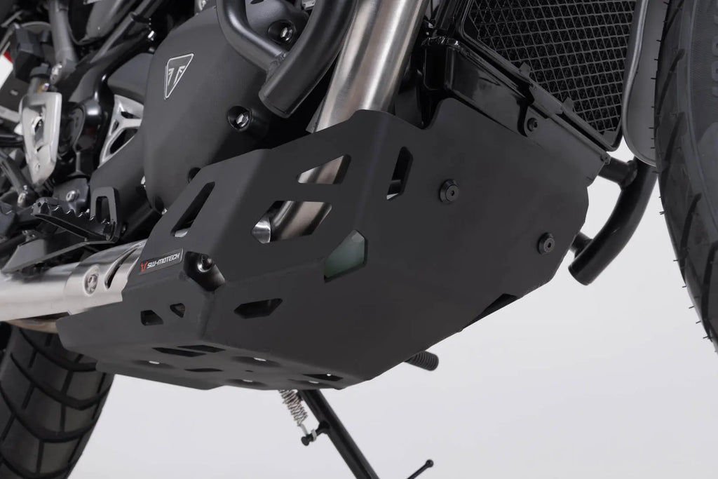 Defensa de motor negra para Triumph