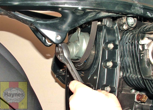 V-Belt Puller Tool for BMW