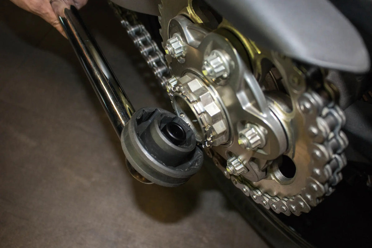 Bussola a impatto per dado ruota 30mm/55mm per Ducati