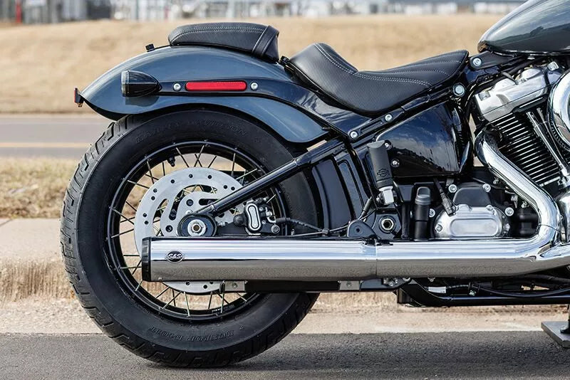 Grand National Chrom Slip-On Schalldämpfer für Harley Davidson Softail M8 2025