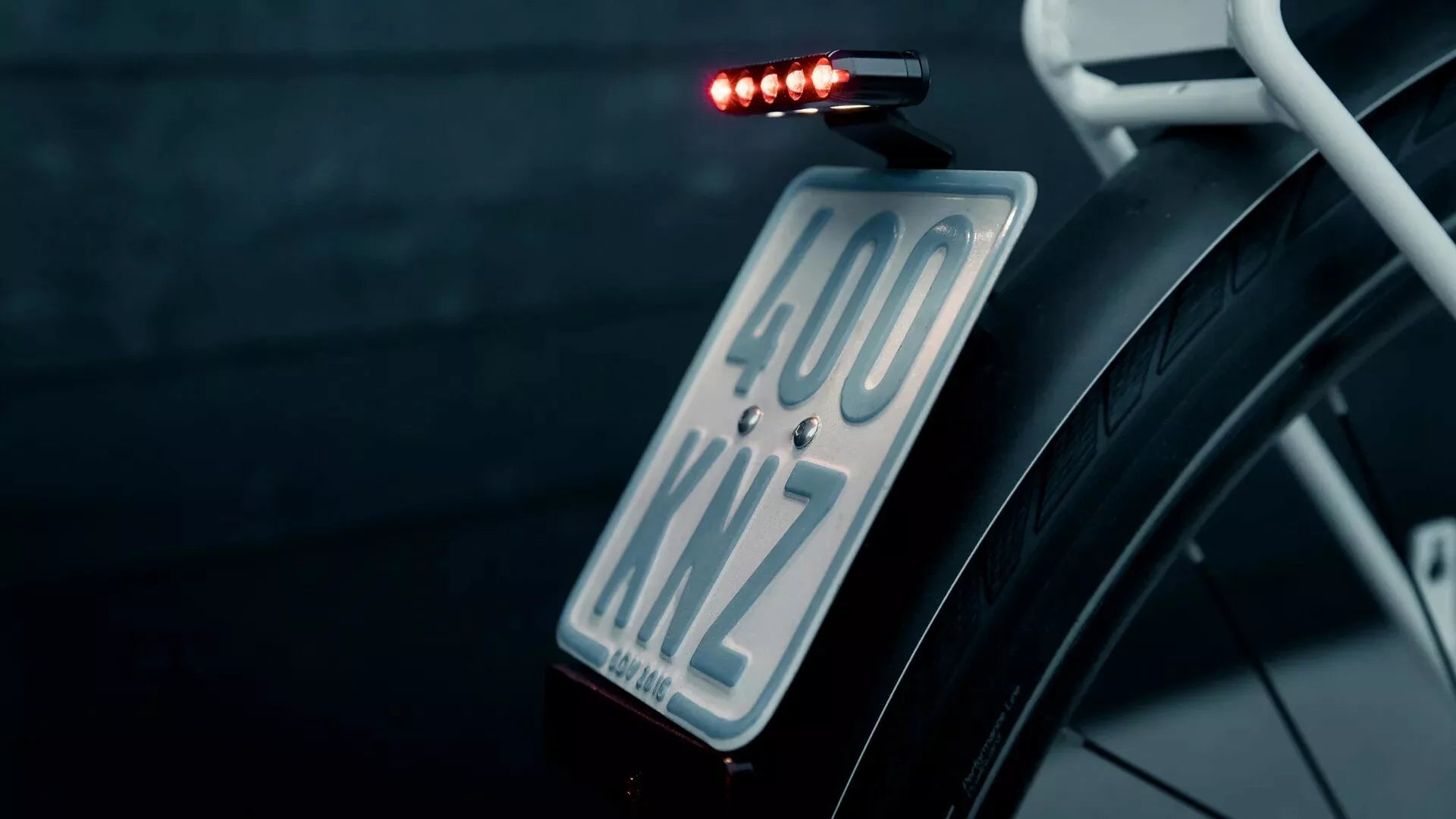 M99-E12-45 Rücklicht für Elektrofahrräder