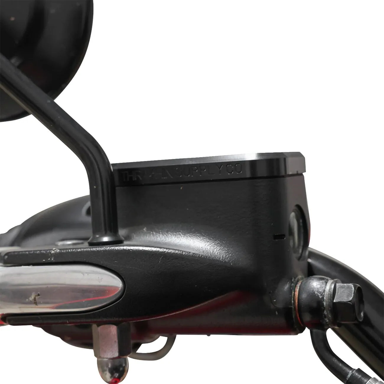 Front brake reservoir cover for Harley Davidson Softail