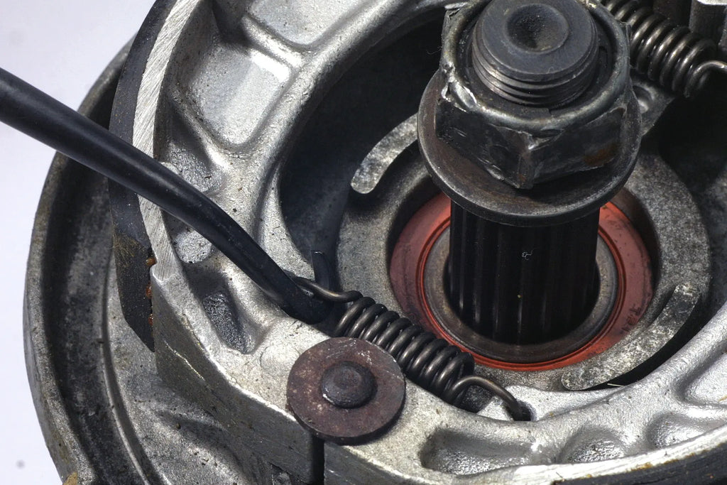 Molla del faro e del freno per moto