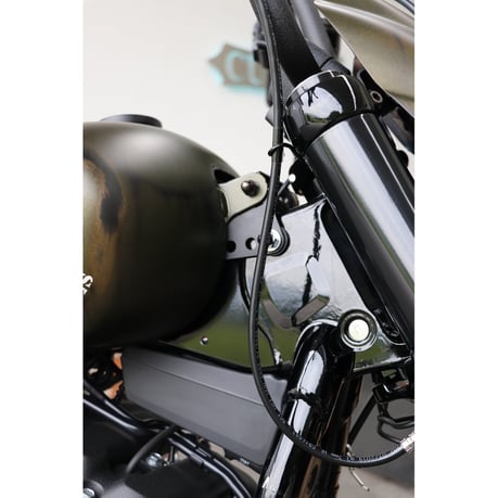 Cult-Werk, gas tank lift kit. Gloss black