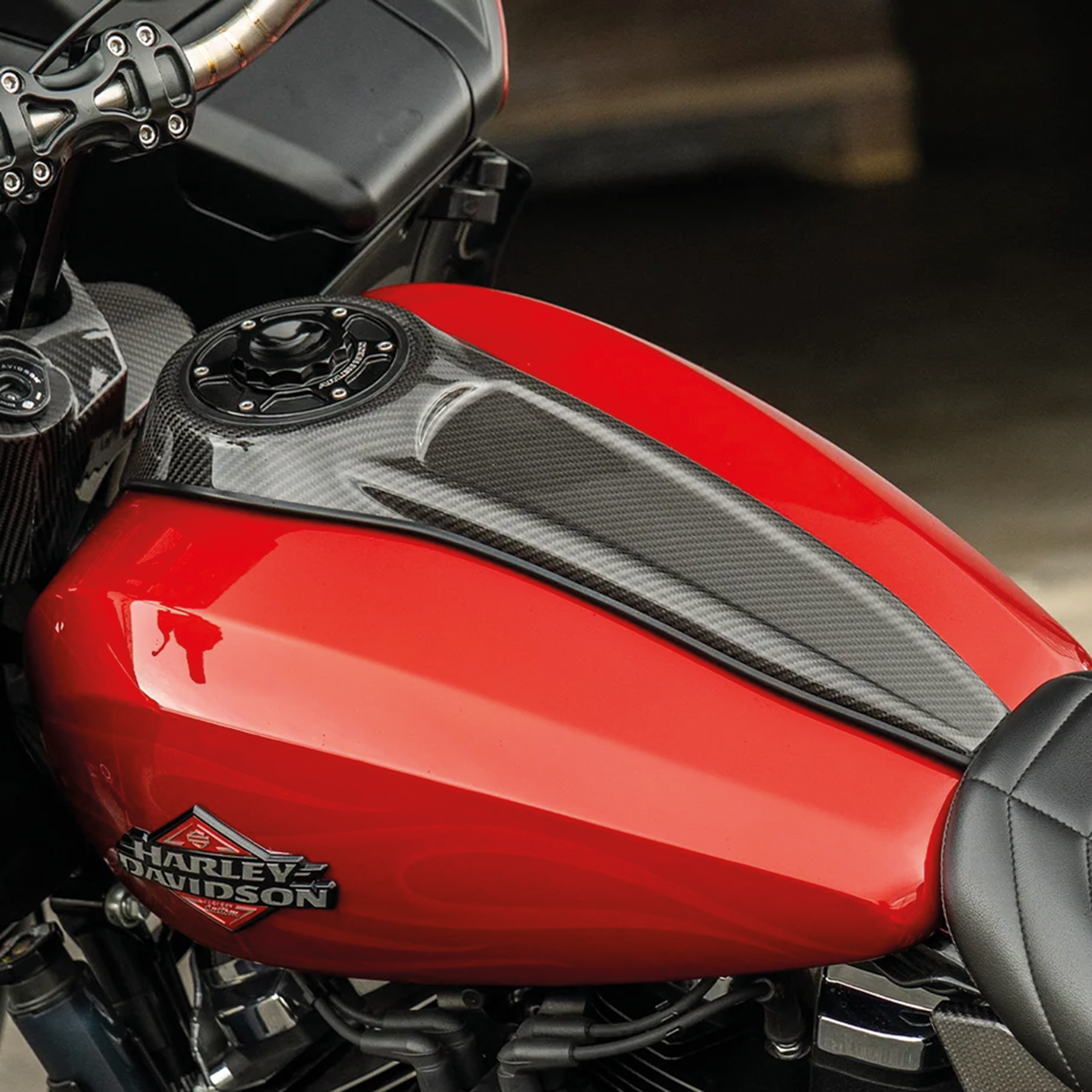 Consola de fibra de carbono para Harley Davidson Touring (2024 en adelante)