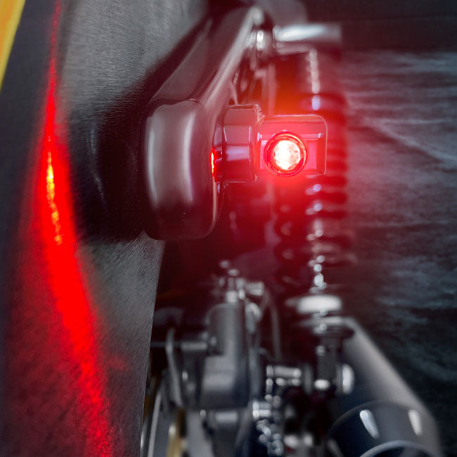 Heinzbikes Nano Winglets 3-in-1 Rücklicht/Blinker für Harley Davidson