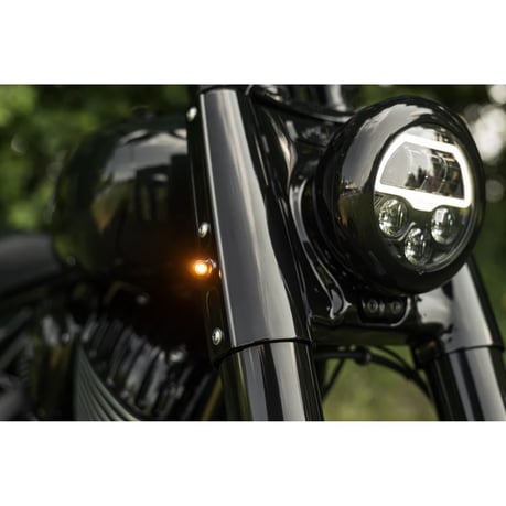 Killer Custom, intermitentes LED delanteros. Negro