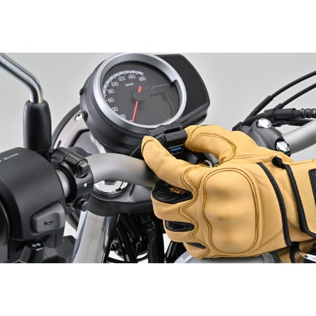 Daytona, USB-A Handlebar Charging Port Kit