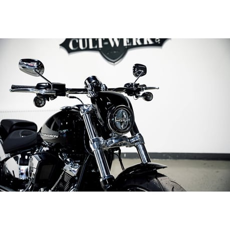 Cult-Werk, FXBR headlamp mask 'V-Rod style'. Gloss black