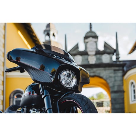 Cult-Werk, 'Clean Style' front LED turn signals. Gloss black