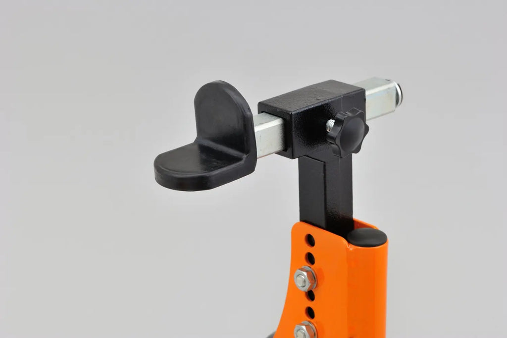 Caballete trasero ajustable