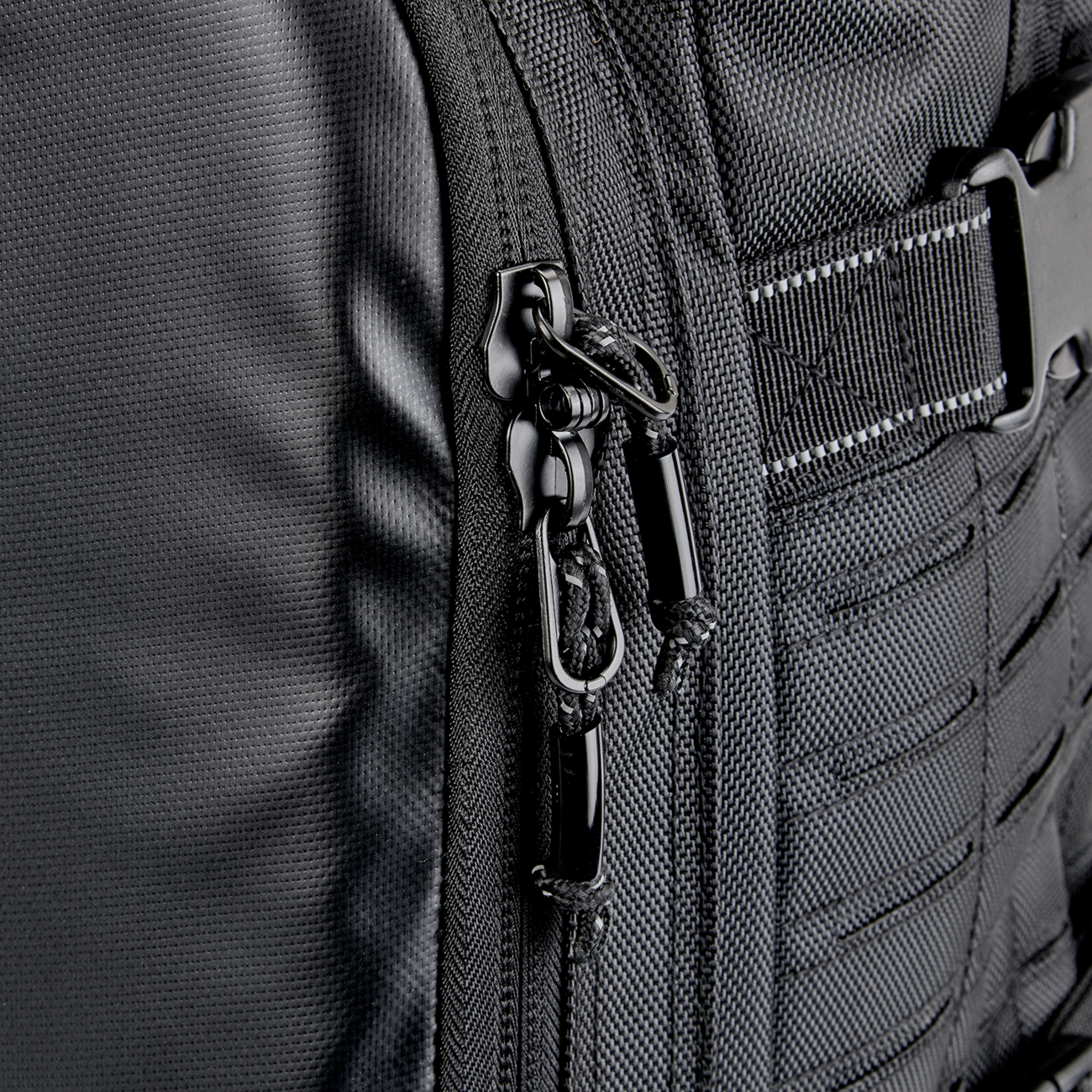 Exfil-80 2.0 bag for motorcycle