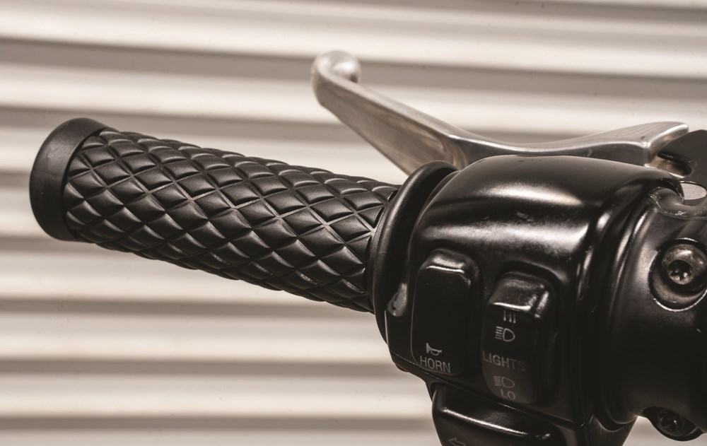 Diamondback 1" Griffe für 25,4 mm (1") Lenker für Honda