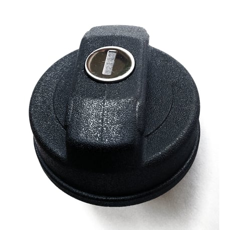 Cult-Werk, V-Rod gas cap. With lock