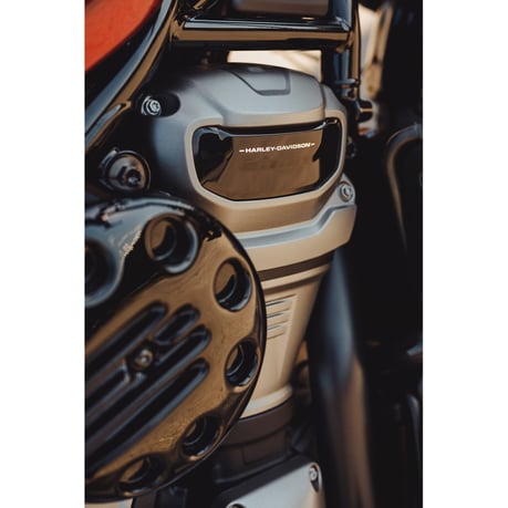 Cult-Werk, air cleaner cover Slotted. Gloss black