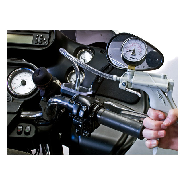 Jims Brake and Clutch Bleeding System for Harley Davidson