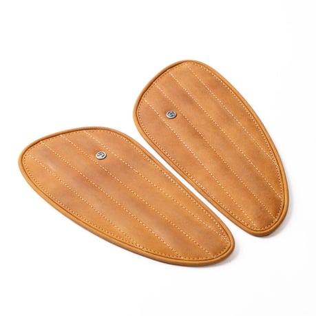 Trip Machine, Juego de protectores de depósito de cuero clásicos. Broncearse