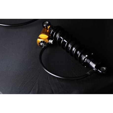 Ohlins, amortiguadores traseros STX36 Blackline. Reserva de oro. 13"