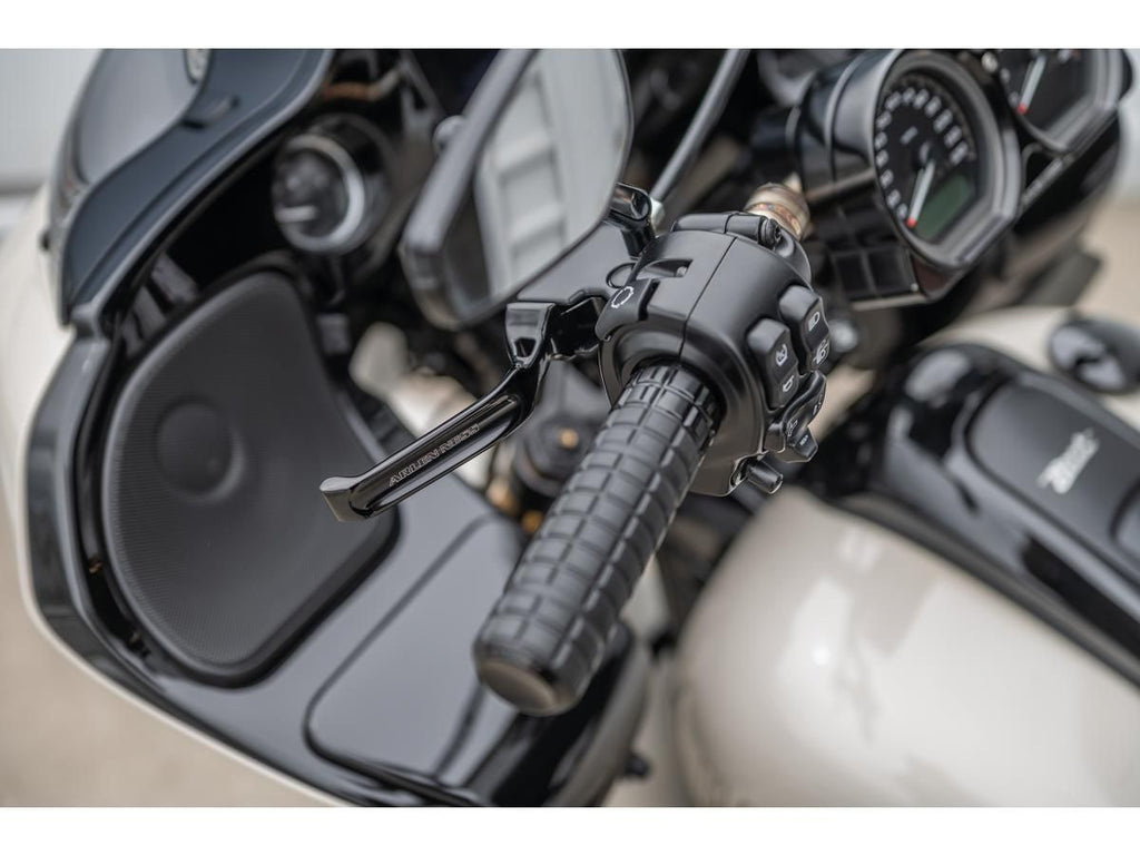 Method Hand schwarz eloxierte Kabelkupplungshebel für Harley-Davidson 21-24 Touring