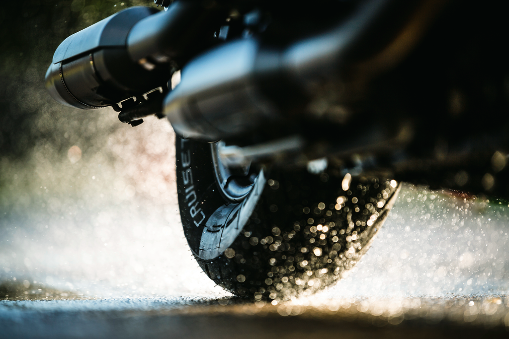 Metzeler Cruisetec Hinterreifen 260/40VR18 (84V) TL 3656900