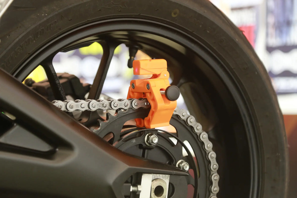 Strumento tendicatena per motocicletta Laser Monkey