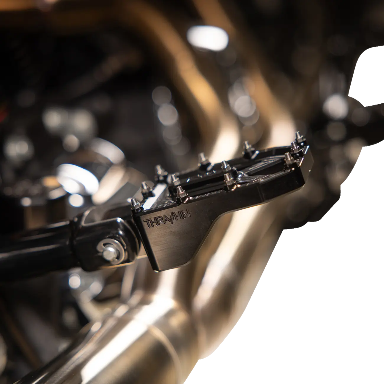 Reposapiés Aggressor para Harley Davidson