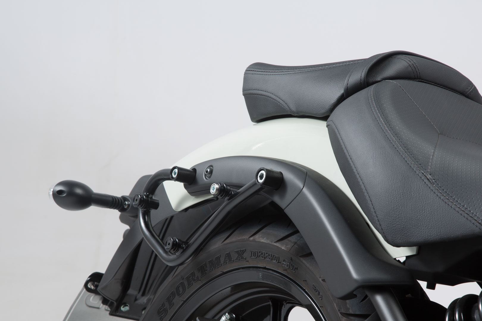 Legend Gear LC Black Edition Saddlebag System for Kawasaki Vulcan S 15-23