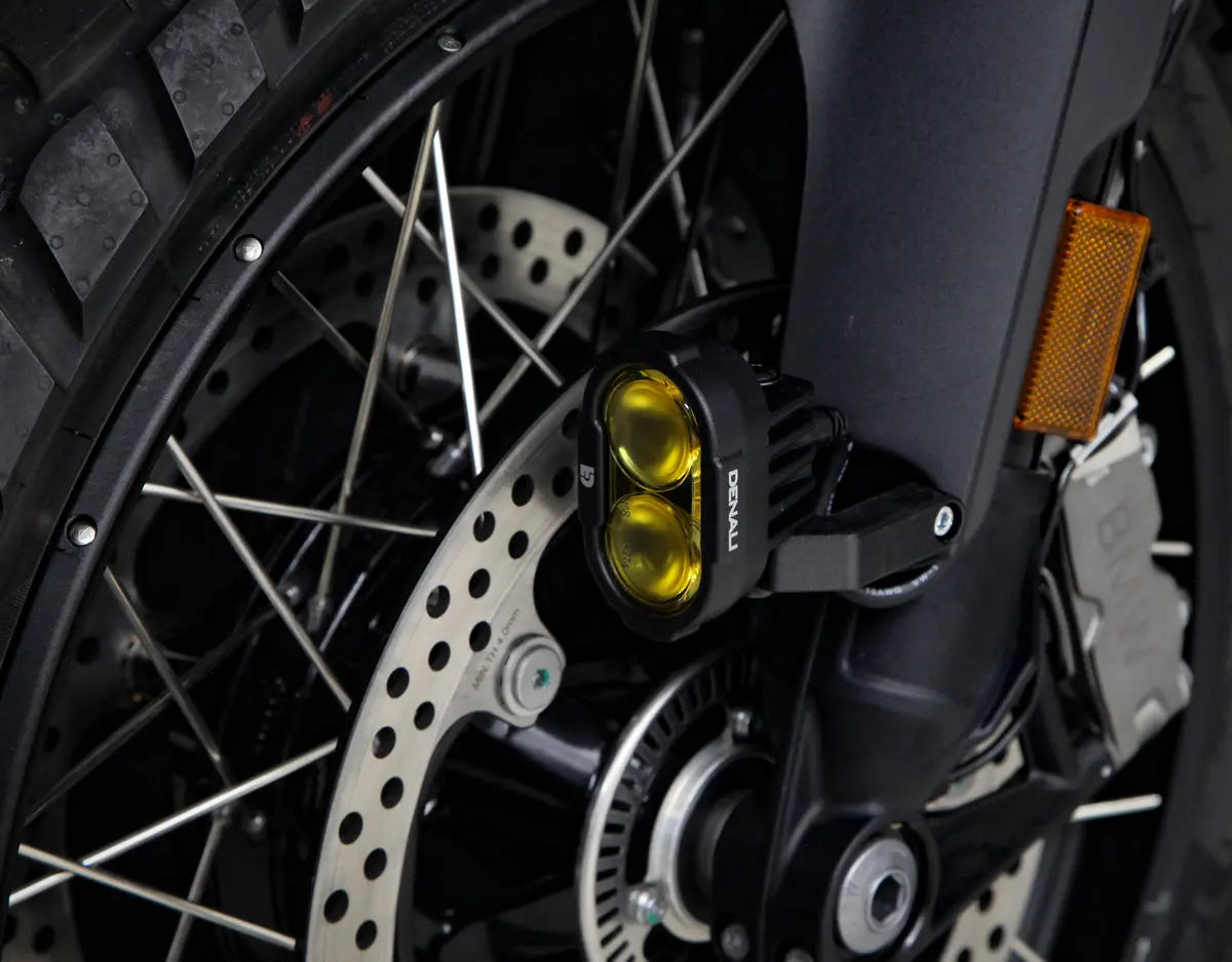 DL2 Spot Yellow Sweep Lighting for Motorcycle