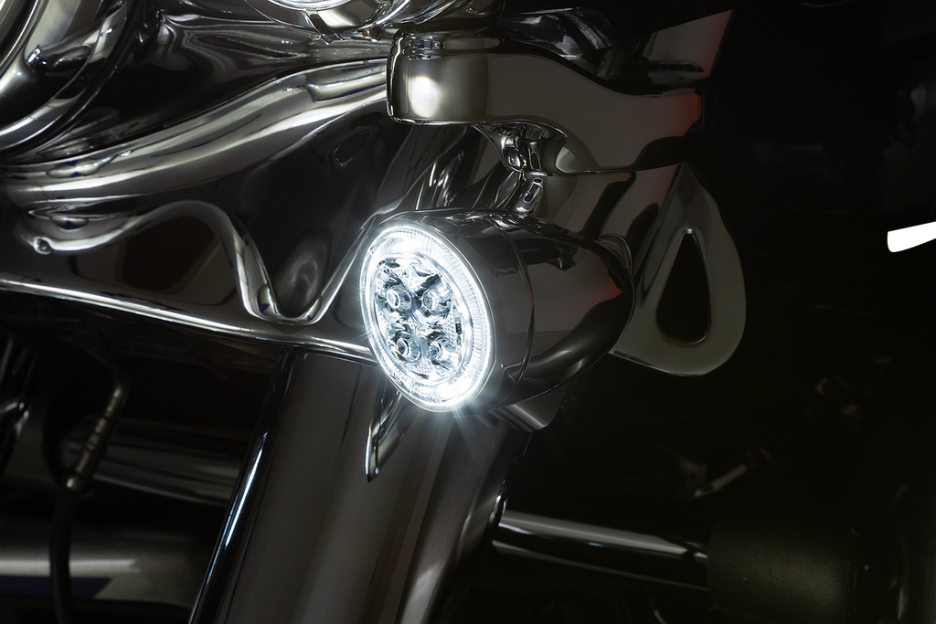 Fang® Frontblinker-Einsätze mit LED-Beleuchtung und Blende für Harley-Davidson