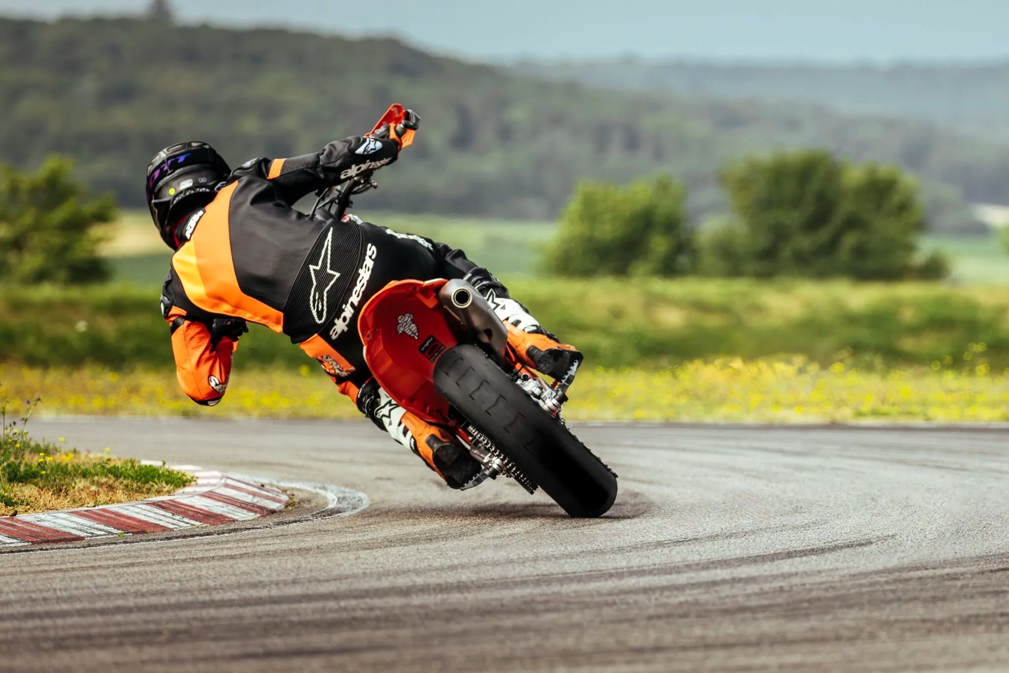 Rear Tire Power Supermoto 160/60 R 17 M/C Soft