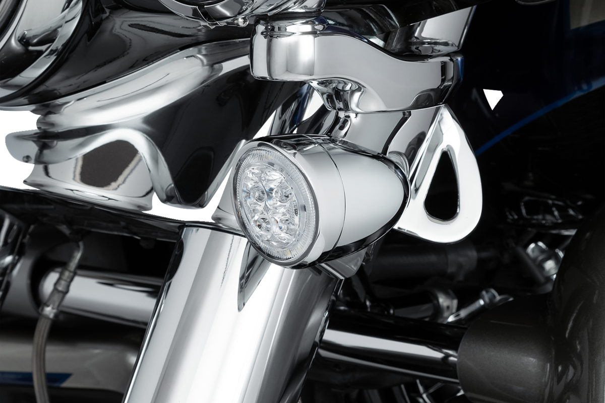 Fang® Frontblinker-Einsätze mit LED-Beleuchtung und Blende für Harley-Davidson
