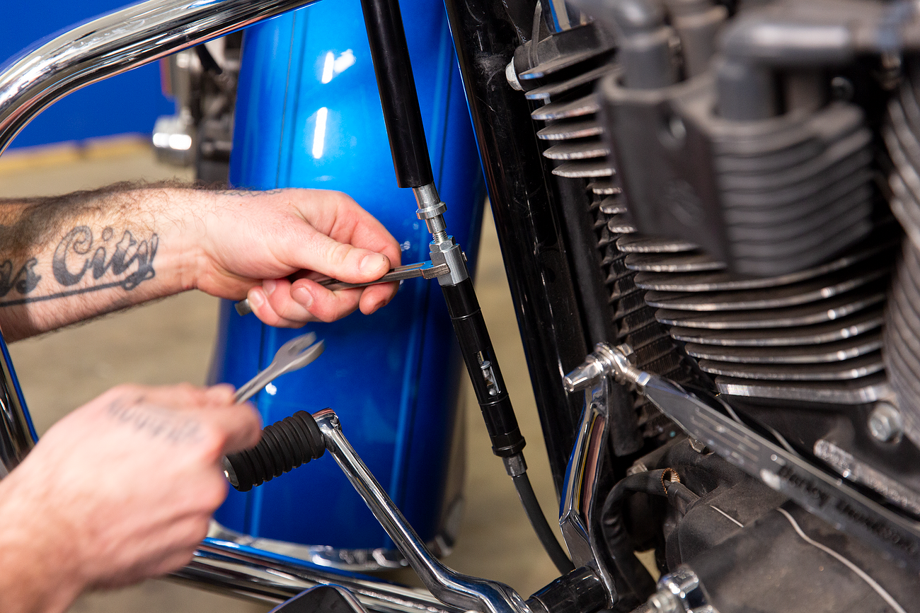Cable embrague +5" (total 47") mejorado para Harley-Davidson M8