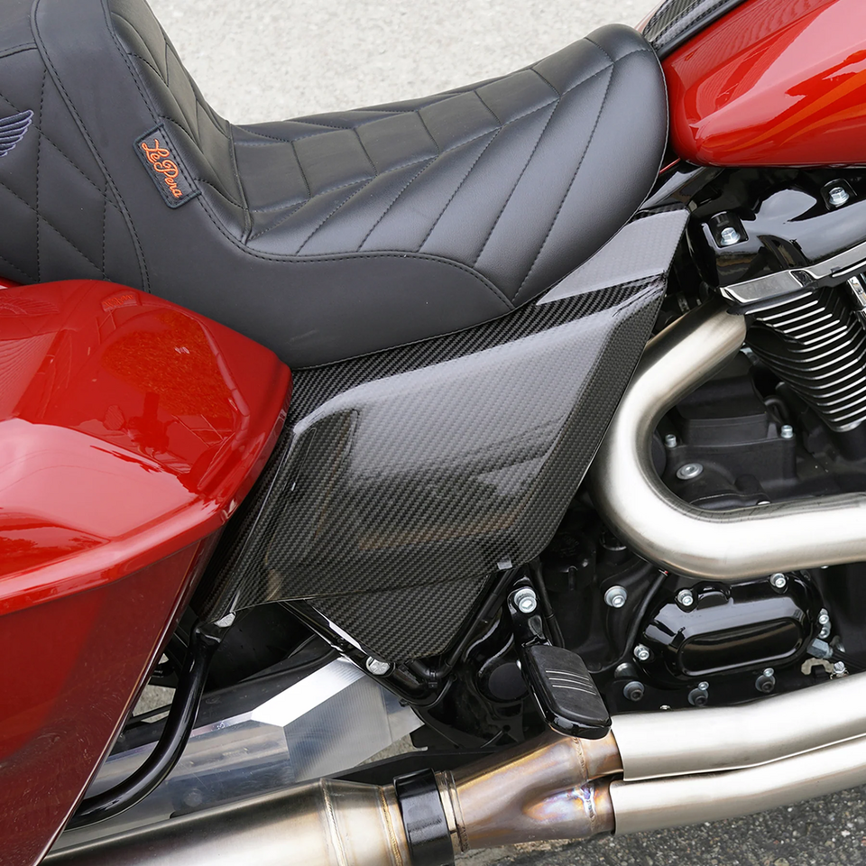 Tapas laterales de fibra de carbono para Harley Davidson