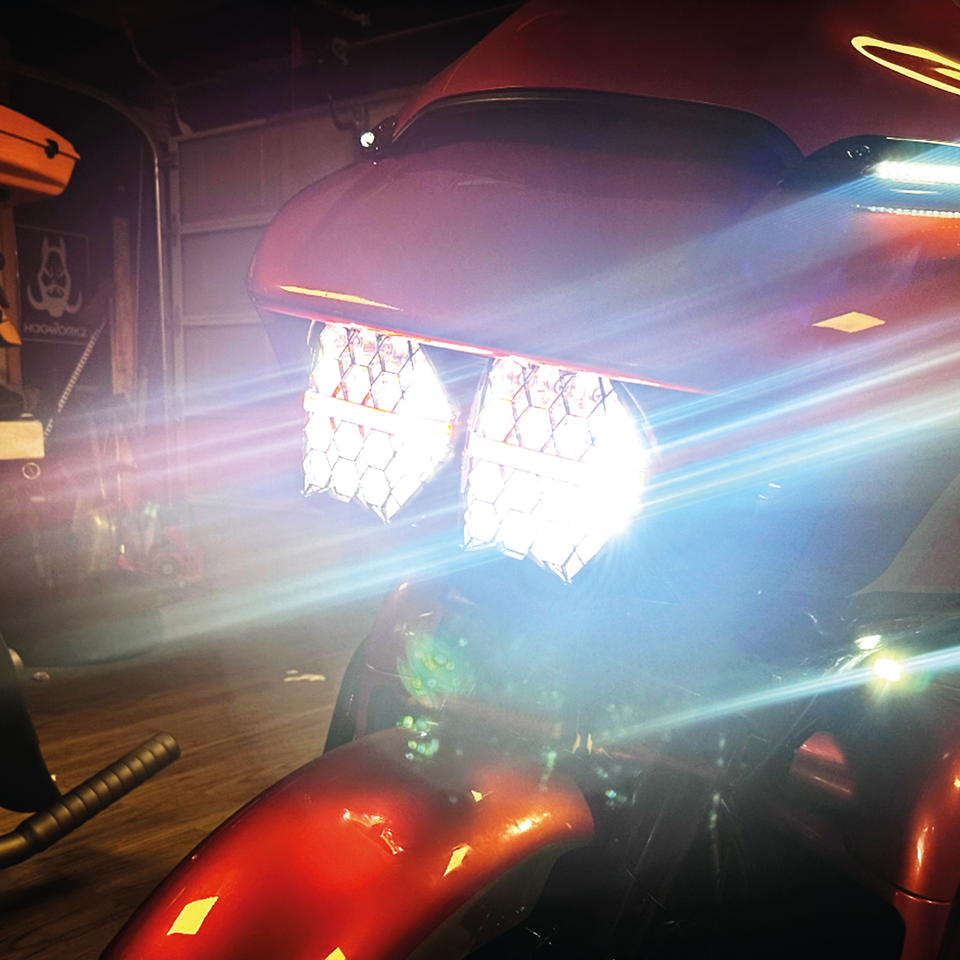 Honeycomb-LED-Scheinwerfer für Harley Davidson Road Glide