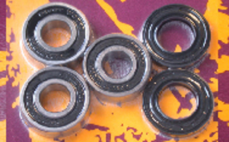 Kit de rodamientos y retenes de rueda trasera PIVOT WORKS PIVOT WORKS PWRWK-K09-008