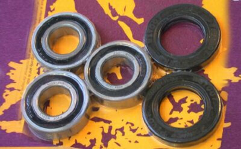 Kit de rodamientos y retenes de rueda trasera PIVOT WORKS PIVOT WORKS PWRWK-S08-021