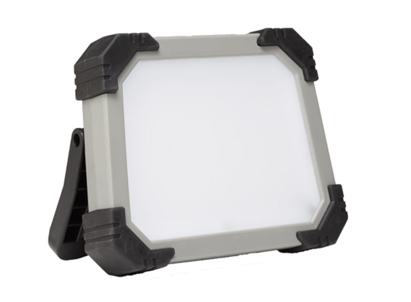 Proyector LED recargable ZECA 3000-1500 Lux ZECA KFL120
