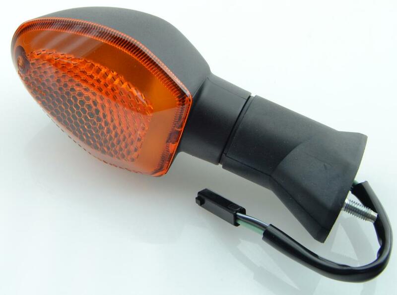 Intermitente del dcho tra izdo Suzuki GSR750 V PARTS ST-12123 RH