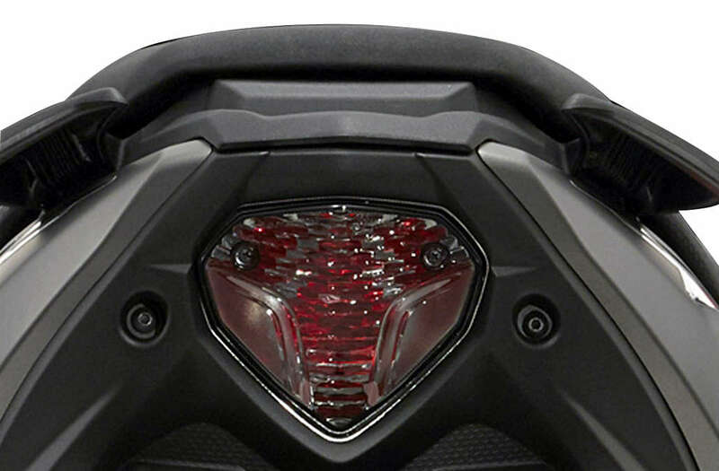 Piloto trasero V PARTS MBK/Yamaha V PARTS 7A5N8G091B