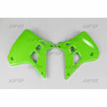 Plásticos laterales de radiador UFO Kawasaki verde KA02728-026 UFO KA02728#026
