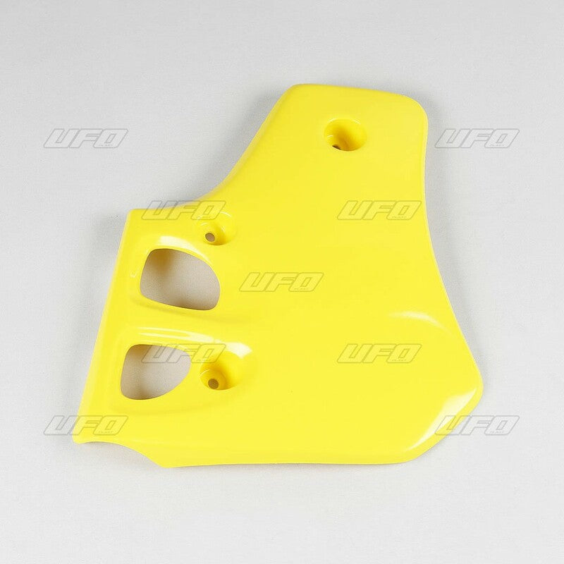 Plásticos laterales de radiador UFO Suzuki amarillo SU03962-101 UFO SU03962#101